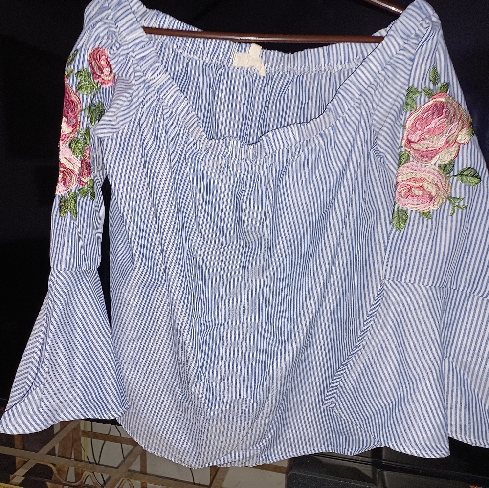 Striped Peace Love over the shoulders top size L free with a $50 purchase